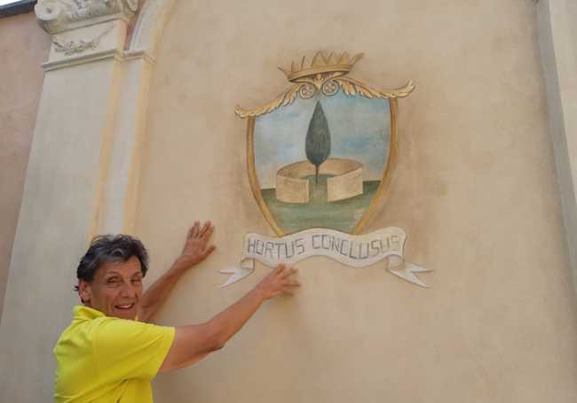 Orta restauro edicola