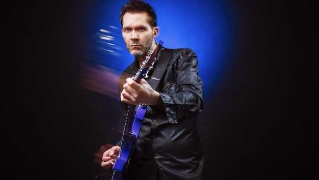 Paul Gilbert foto 2 2