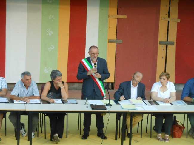 Varallo Pombia giuramento sindaco