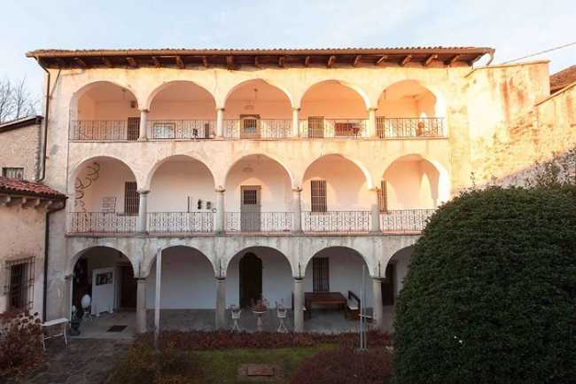 ameno calderara palazzo