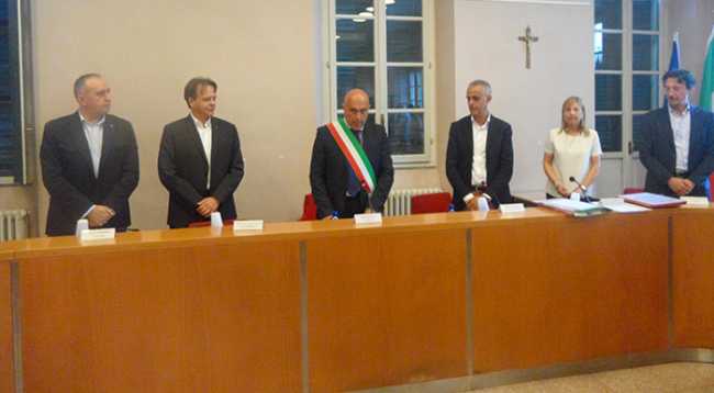 borgomanero consiglio insediamento bossi 17