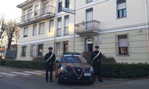 carabinieri borgomanero auto
