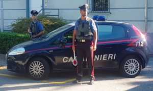 carabinieri borgomanero pattuglia militari paletta