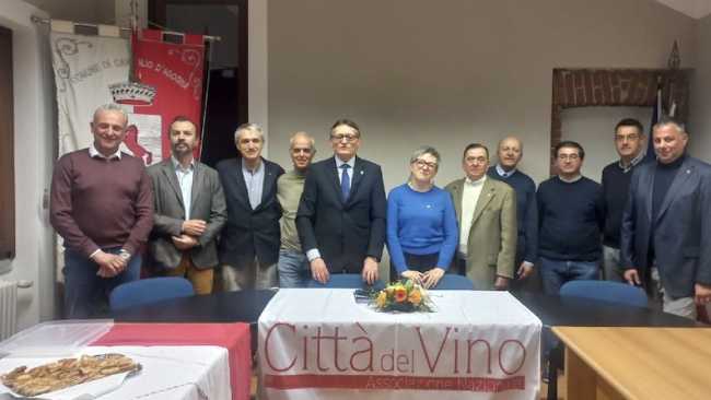 cavaglio citta vino foto adesione 2