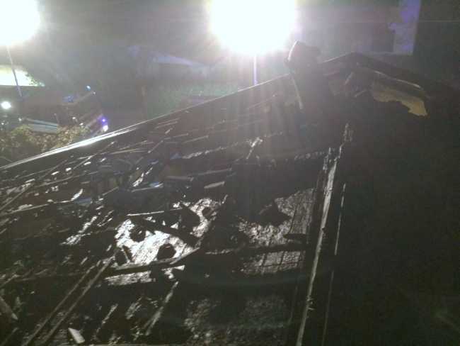 incendo tetto borgom