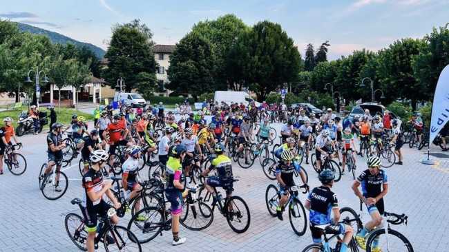 pedalata stelle archivio 