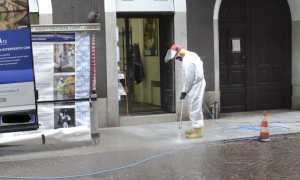 pulizia marciapiedi borgo