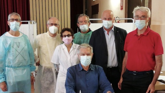 Medici Volontari e Sindaco 2