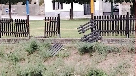 romagnano vandalismi