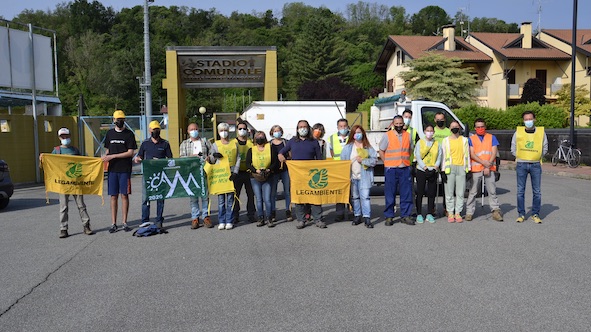 borgo iniziativa puliamo mondo
