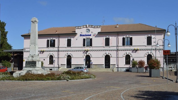 Stazione Borgomanero