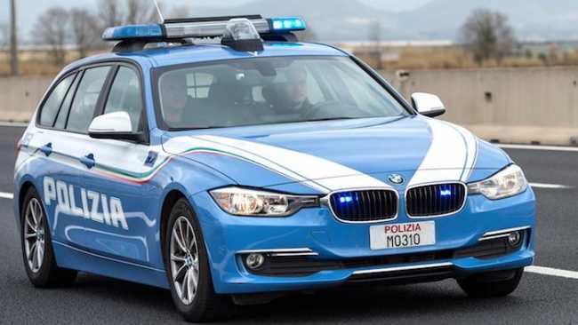 polizia auto